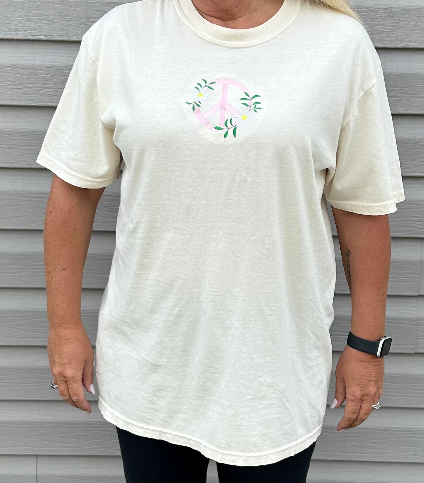 PEACE Tee Shirt Ivory