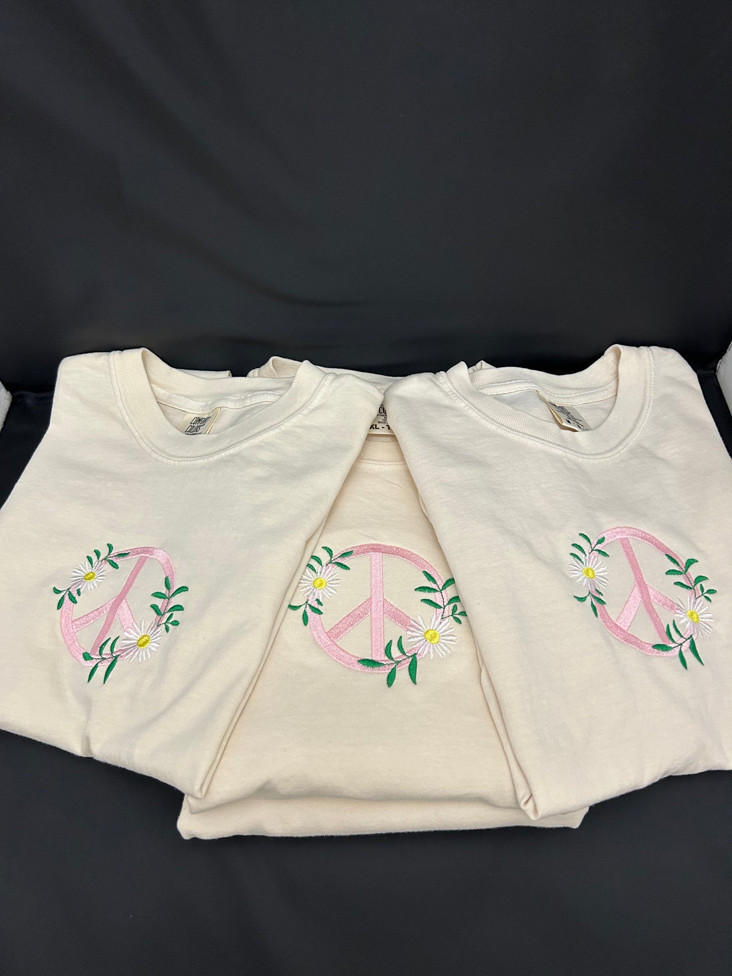 PEACE Tee Shirt Ivory