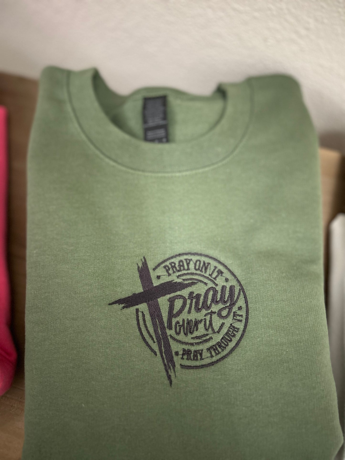 PRAY Crew Sweatshirt Military Green